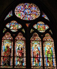 cahors cathedrale vitraux